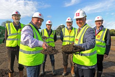 Great Hockham start on site