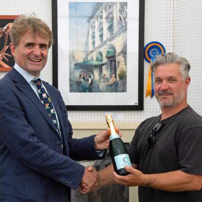 Guy Gowing of Arnolds Keys left with winning artist Colin Revell sm