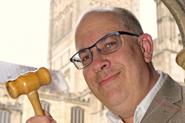 Antiques expert Tim Blyth from Keys Auctioneers and Valuers sm