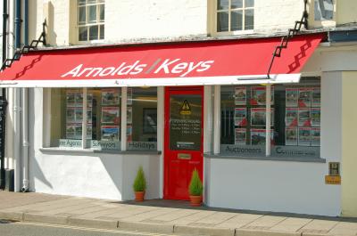 Arnolds Keys Holt office