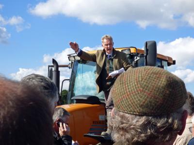 Auctioneer Simon Evans at the Crostwight sale
