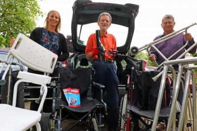 David Potten of PhysioNet centre collecting equipment from Norwich Housing Society helped by Kelly Jackson and Mark Finch sm
