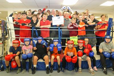 LB150 presentation to Kingfisher Boxing Club