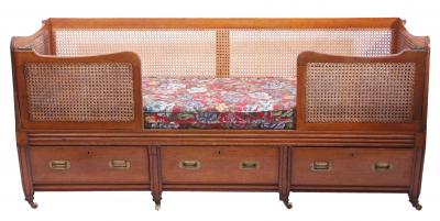 Mahogany daybed linked to Duleep Singh estimate 800 1000