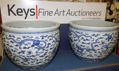 Pair of Chinese jardinieres sold for 27500